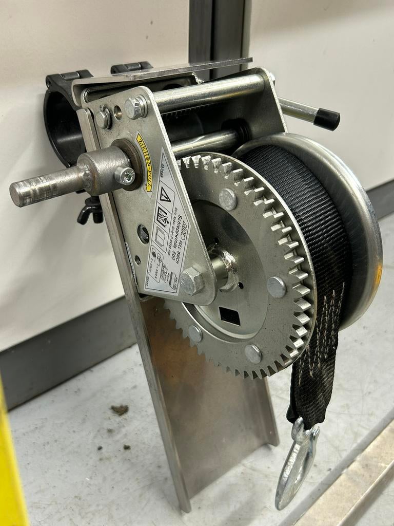 Zonnepanelen takel tilhulp voor rolsteiger, Ophalen of Verzenden, Zo goed als nieuw, Ksjsjs, Dhhsns