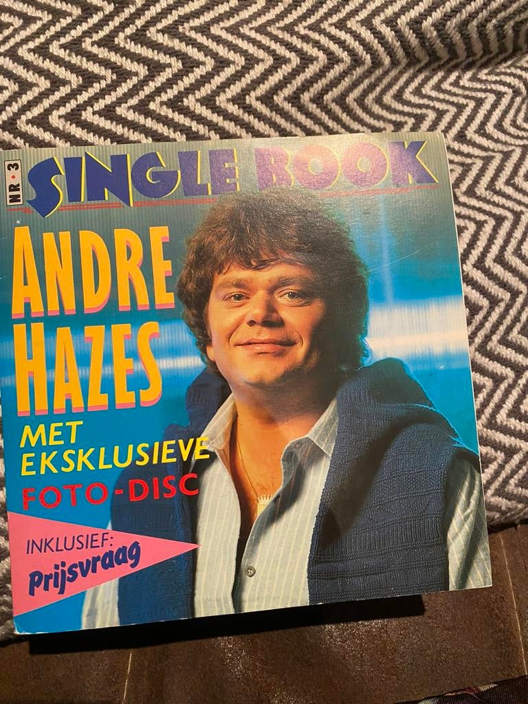 Andre hazes single boek gesigneerd en nm, Ophalen, Zo goed als nieuw, Overige formaten, Levenslied of Smartlap