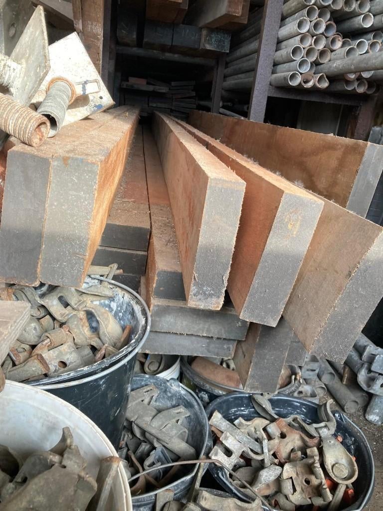 Dikke Meranti planken, Doe-het-zelf en Verbouw, Hout en Planken, Ophalen, 25 tot 50 mm, Zo goed als nieuw, Plank