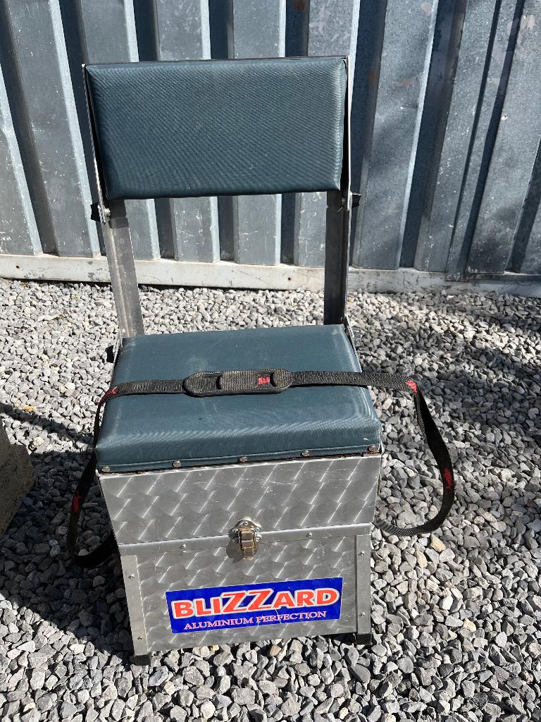 Uitklapbare blizzard viskist zitkist rugleuning en draagriem, Ophalen of Verzenden, Koffer of Tas