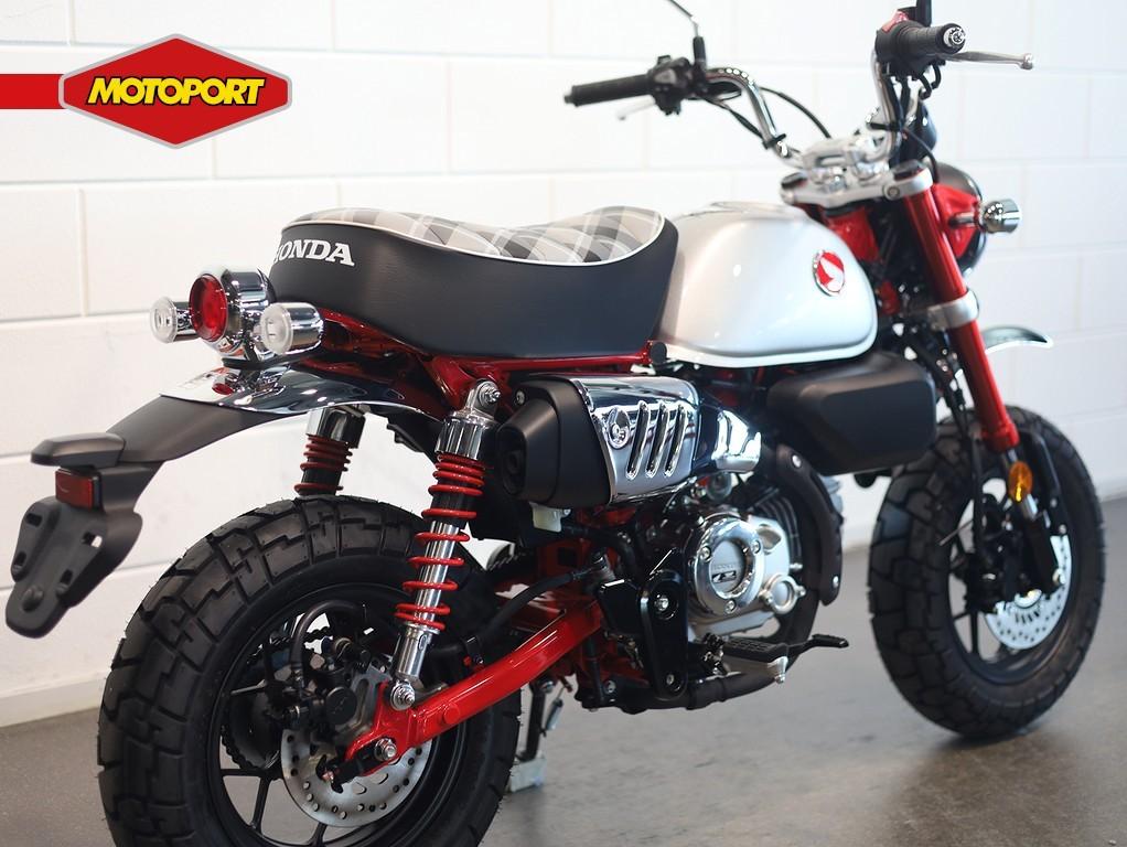Honda MONKEY (bj 2026), Doornveld 180
B 1731  ZELLIK, BE, Bedrijf, Mc.benelux@honda-eu.com, Honda Motor Europe Ltd Netherlands branc