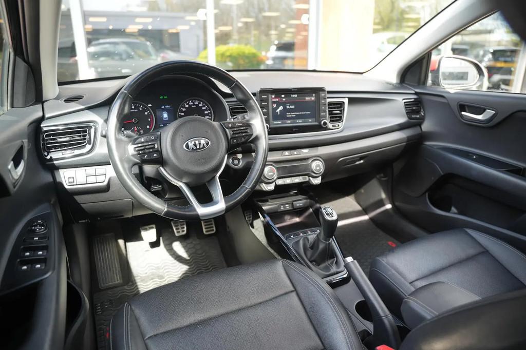 Kia Rio 1.0 TGDI Platinum Edition € 14.900,00, 101 pk, Gebruikt, Zwart, Leder