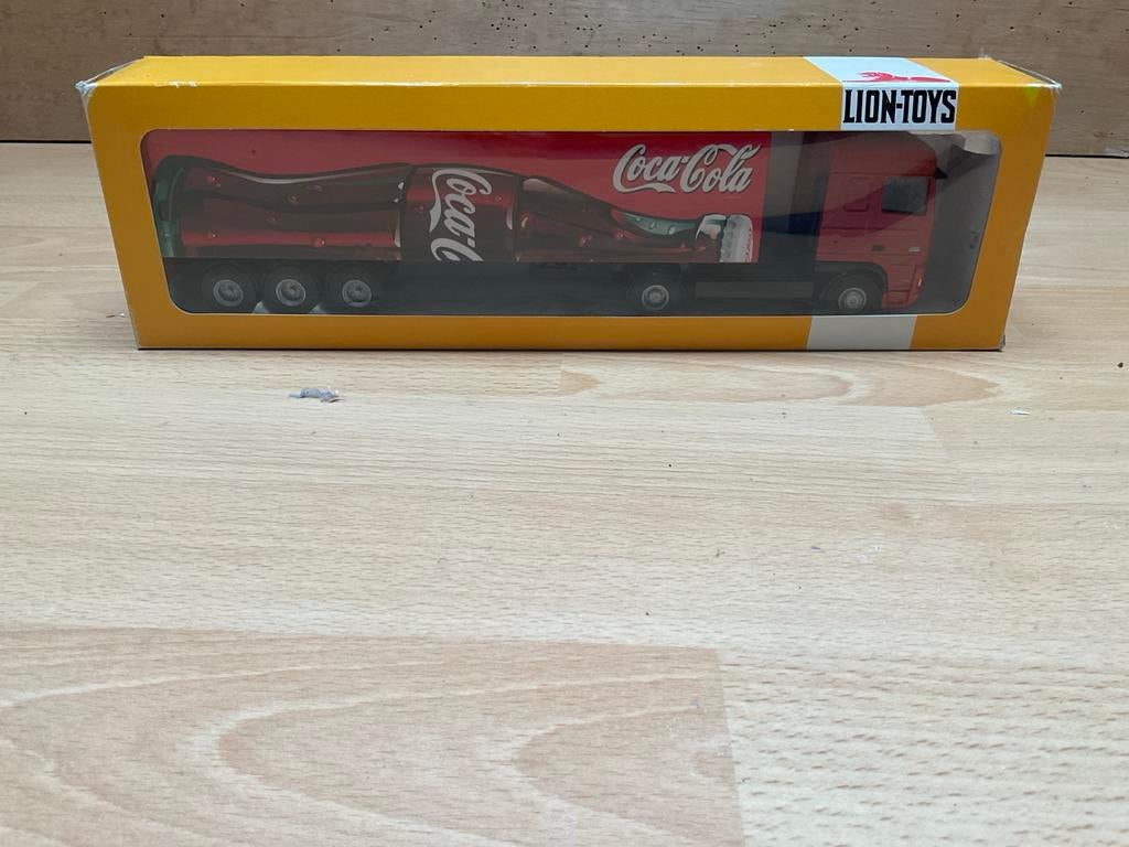 Coca-Cola vrachtauto van Lion-Toys - Nieuw in doos, 1:32 tot 1:50, Nieuw, Truck, Ophalen