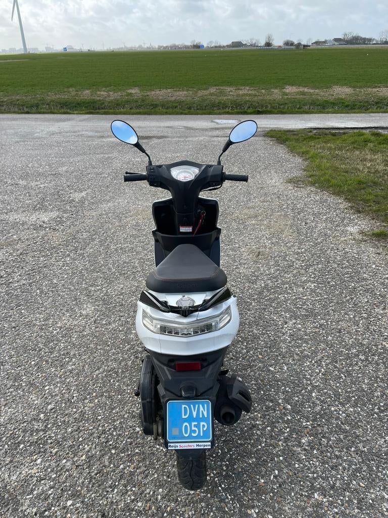 AGM Brash 50 Scooter (blauw kenteken), Fietsen en Brommers, Snorfietsen en Snorscooters, Gebruikt, Benzine, Ophalen, Overige merken