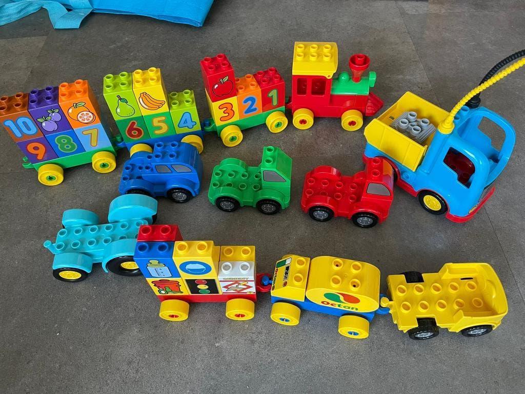 bak met duplo en grondplaten, Ophalen of Verzenden, Gebruikt, Losse stenen, Duplo