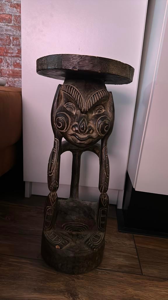 Afrikaanse bijzettafel, Ophalen, Zo goed als nieuw