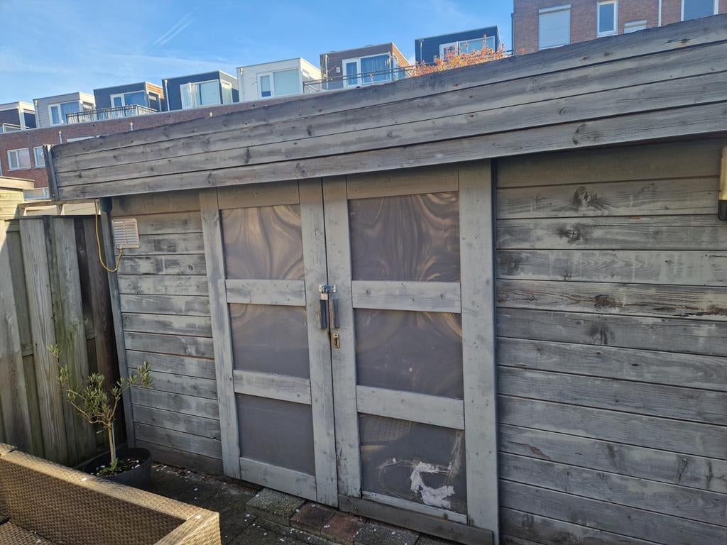 Houten schuurtje met schuifdeuren, Ophalen of Verzenden, Gebruikt, Minder dan 250 cm, Schuur