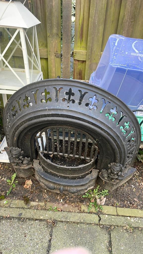 Antieke kachel ombouw/ voorzet, Ophalen of Verzenden, Gebruikt, Hout, Houtkachel