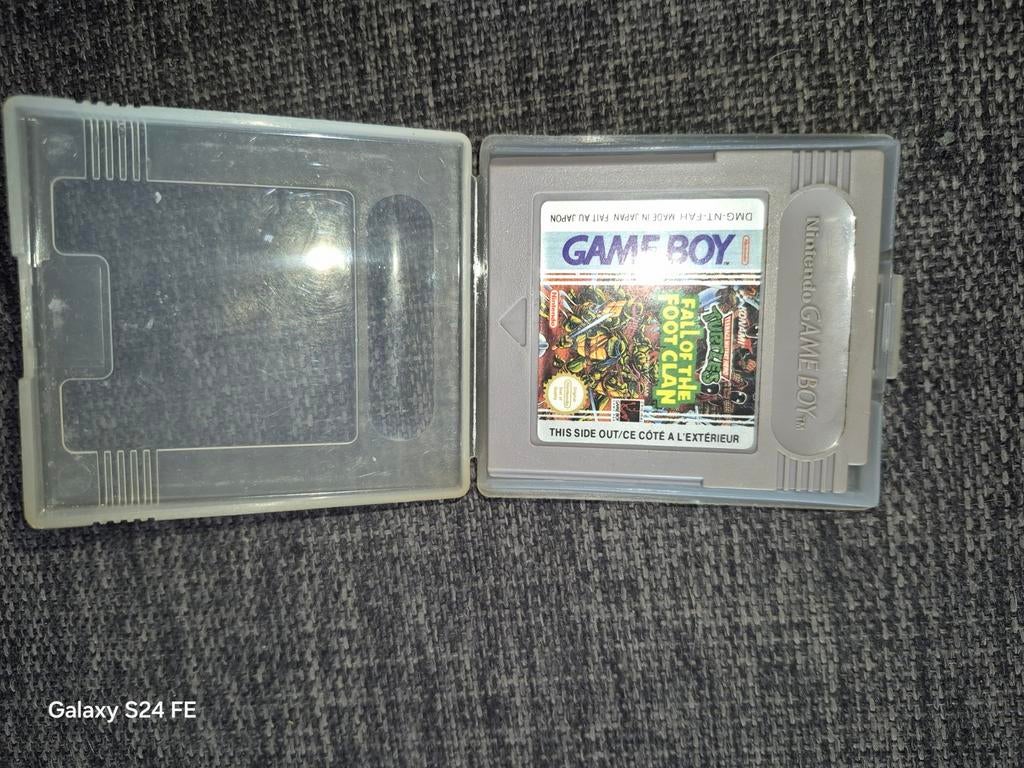 Gameboy spel turtles fall of the foot clan, 1 speler, Ophalen of Verzenden, Zo goed als nieuw, Vanaf 3 jaar
