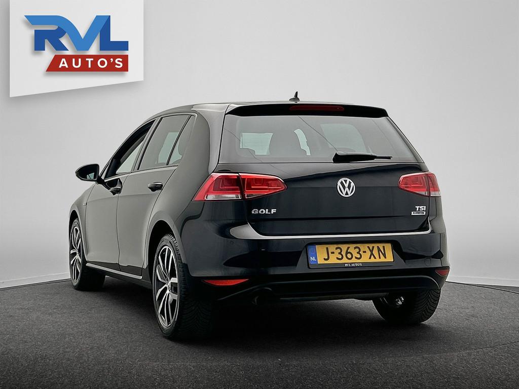 Volkswagen Golf 1.2 TSI Business | Navigatie | PDC | Stoelve, Voorwielaandrijving, Stof, Gebruikt, 4 cilinders