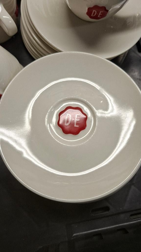 26x Douwe Egberts servies kopjes en schotels. DE, ., Ophalen of Verzenden, Zo goed als nieuw, .