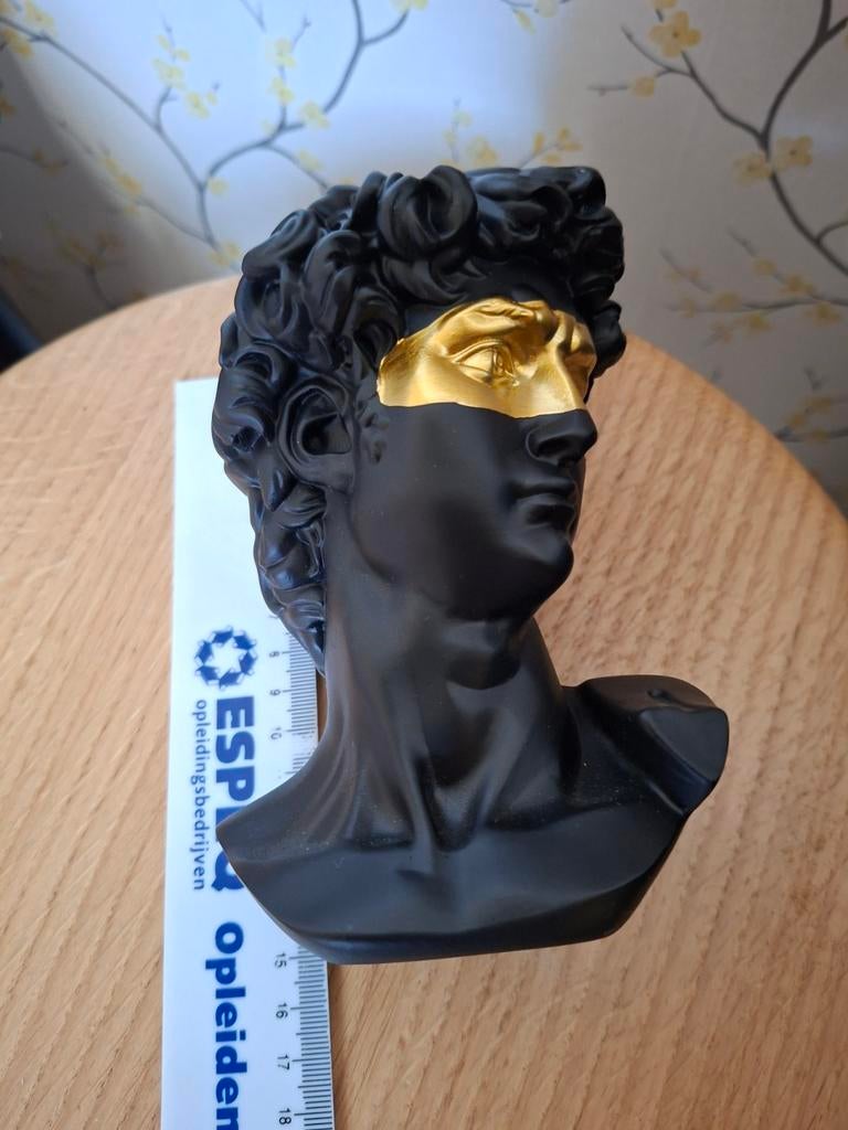 Buste beeld 6 stuks, Ophalen