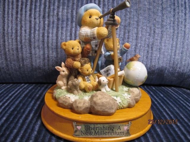 cherished teddie: winfield/r.h. hartford/sierra/theadore,sam, Ophalen of Verzenden, Zo goed als nieuw, Beeldje, Cherished Teddies