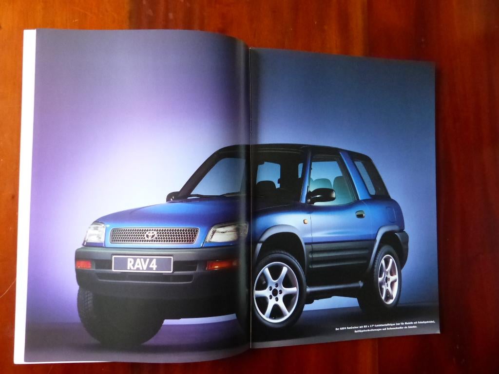 Toyota RAV4 Fun Cruiser 1995 brochure set, Verzenden, Nieuw, Toyota
