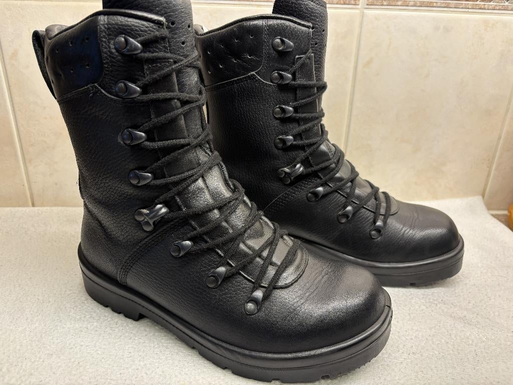 Leger Kisten (3), Ophalen of Verzenden, Landmacht, Nederland, Kleding of Schoenen