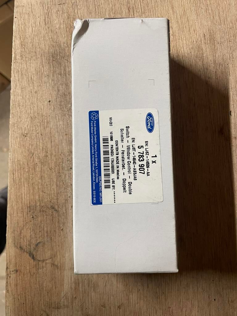 Ford Raambediening bestuurderskant (Onderdeenummer: 2783907, Ophalen of Verzenden, Nieuw, Ford