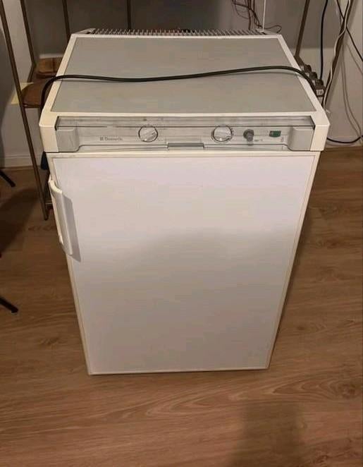 Dometic absorptie tafelmodel camping koelkast op gas 220v, Caravans en Kamperen, Ophalen of Verzenden, Gebruikt