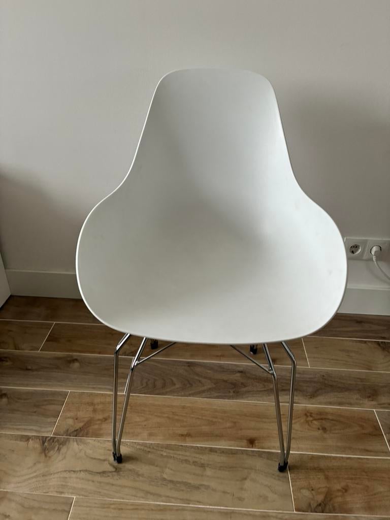 Eetkamerstoelen Kubikoff Diamond white en blue, Ophalen, Kunststof, Wit, Zo goed als nieuw