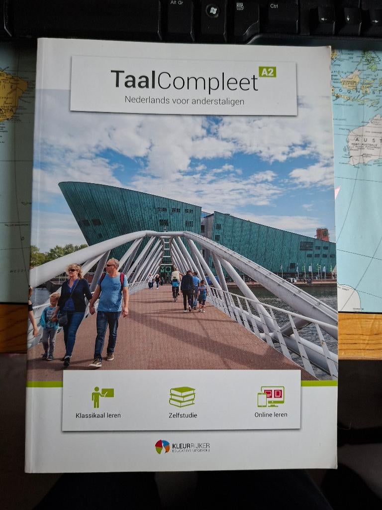 Taal Compleet A2 Nederlands voor anderstaligen, Boeken, Ophalen, Niet van toepassing, Diverse auteurs, Zo goed als nieuw