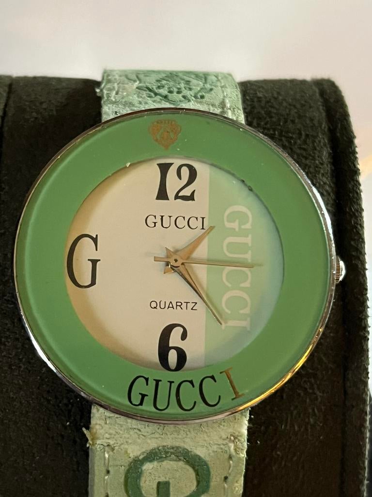 GUCCI DAMES HORLOGE, Sieraden, Tassen en Uiterlijk, Overige Accessoires, Gebruikt, Ophalen of Verzenden