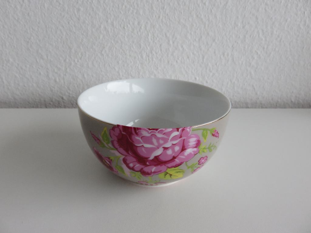 Pip Studio kom Floral Khaki S 11,5 cm, Ophalen of Verzenden, Zo goed als nieuw, Kom(men), Overige stijlen