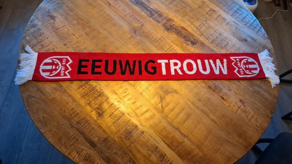 PSV Sjaal - Eeuwig Trouw - Supporters Vereniging, PSVlaan 1, 5616 RP Eindhoven, PSV, Fans@psv.nl, Ophalen of Verzenden