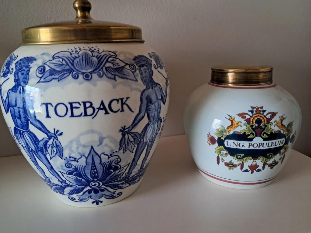 Oude tabakspot en medicijn pot, Ophalen of Verzenden