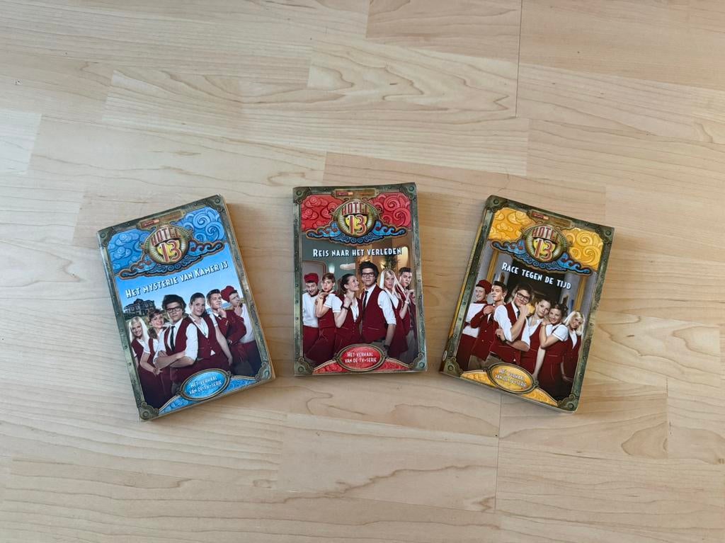 Hotel 13 Boekenreeks, Boeken, Gelezen, Studio 100, Ophalen of Verzenden, Fictie