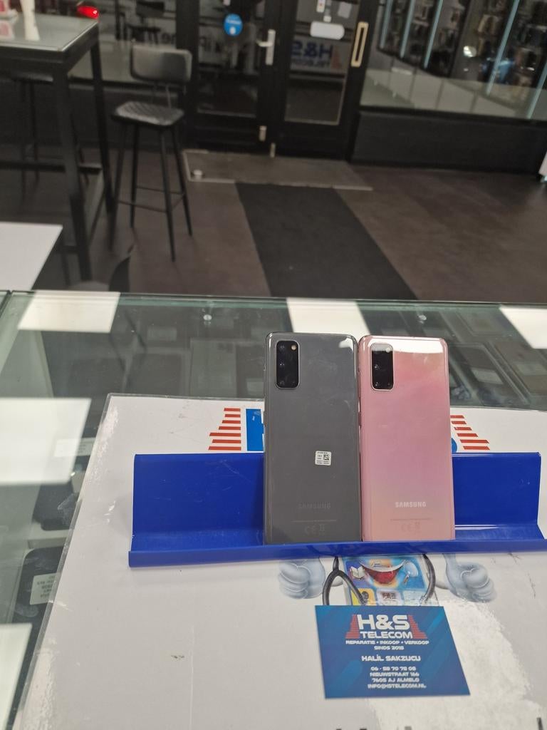 Samsung Galaxy S20 5G roze grijze 128 GB 2 jaar garantie, Zwart, Ophalen of Verzenden, Zo goed als nieuw, Zonder controller