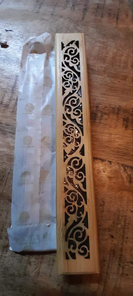 Houten wierookhouder met Uitgesneden Design, Gebruikt, Bruin, Ophalen of Verzenden, Hout