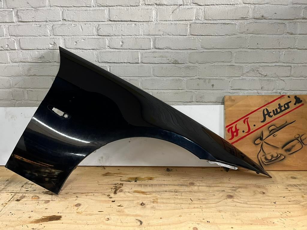 BMW e90 e91 voorscherm rechts carbonschwarz 416, Auto-onderdelen, Carrosserie en Plaatwerk, Spatbord, BMW, Rechts, Gebruikt, Ophalen of Verzenden