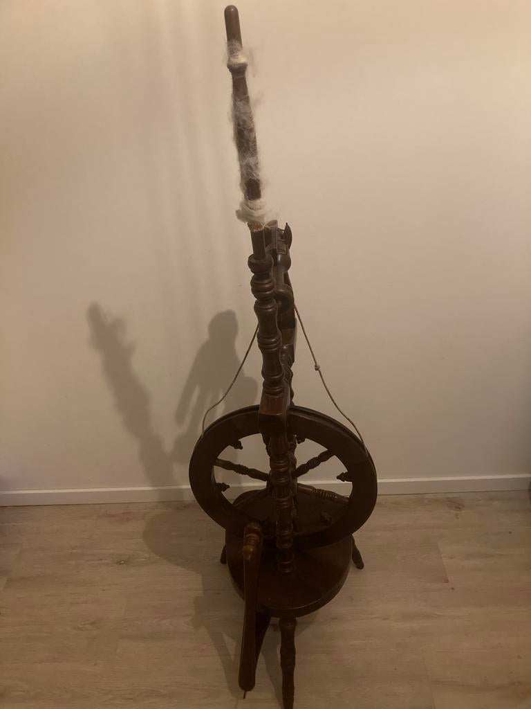Antiek Spinnenwiel - Decoratief en Functioneel, Muziek en Instrumenten, Snaarinstrumenten | Banjo's, Ophalen, Gebruikt, Overige typen