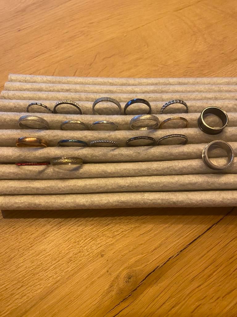 Ixxxi maat 18 invulring, Sieraden, Tassen en Uiterlijk, Ringen, 18 tot 19, Ophalen of Verzenden, Zo goed als nieuw, Dame