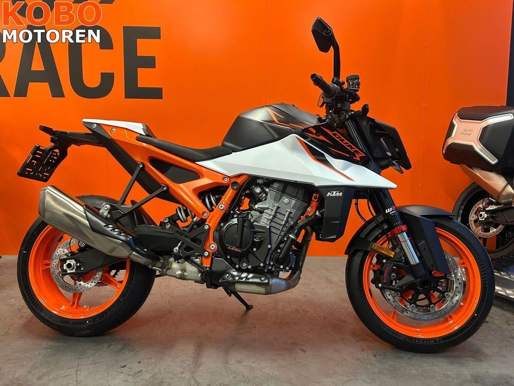 KTM 990 DUKE R (bj 2025 model 2026), 2 cilinders, KTM, Bedrijf, Meer dan 35 kW