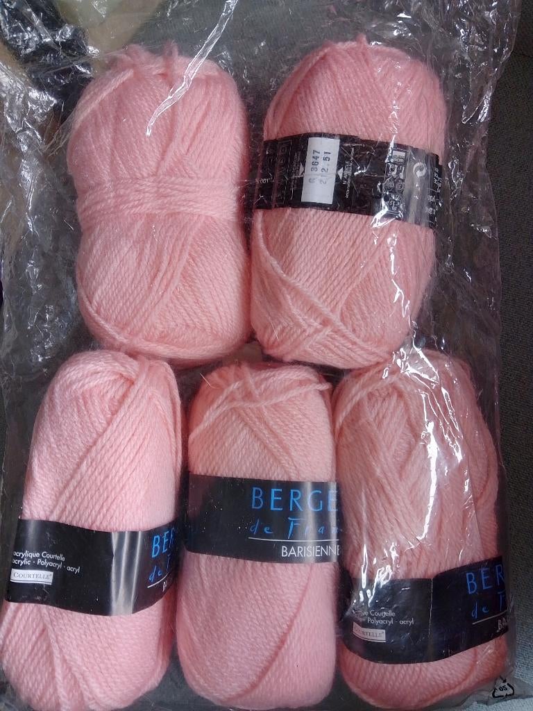 Roze garen, Hobby en Vrije tijd, Breien en Haken, Ophalen of Verzenden, Nieuw, Breien of Haken, Wol of Garen