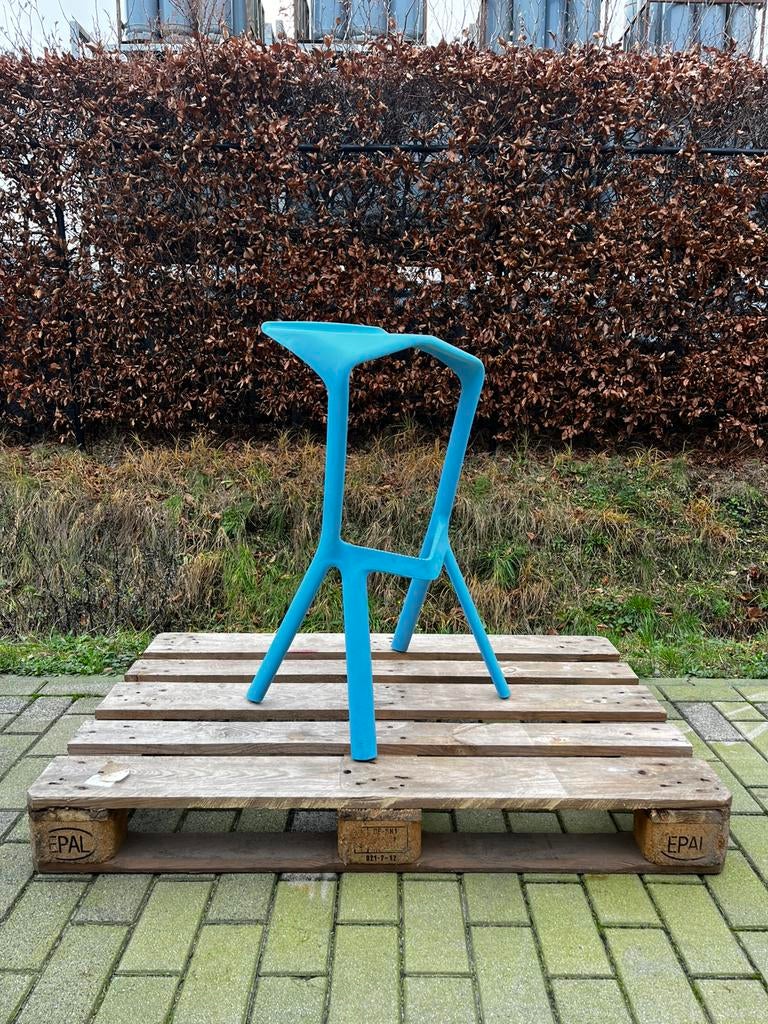 9X Miura kruk / barkruk stapelbaar, Huis en Inrichting, Barkrukken, Kunststof, Met voetsteun, 60 tot 90 cm, Ophalen of Verzenden