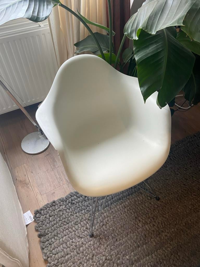 Vitra stoel, Ophalen, Wit, Eén