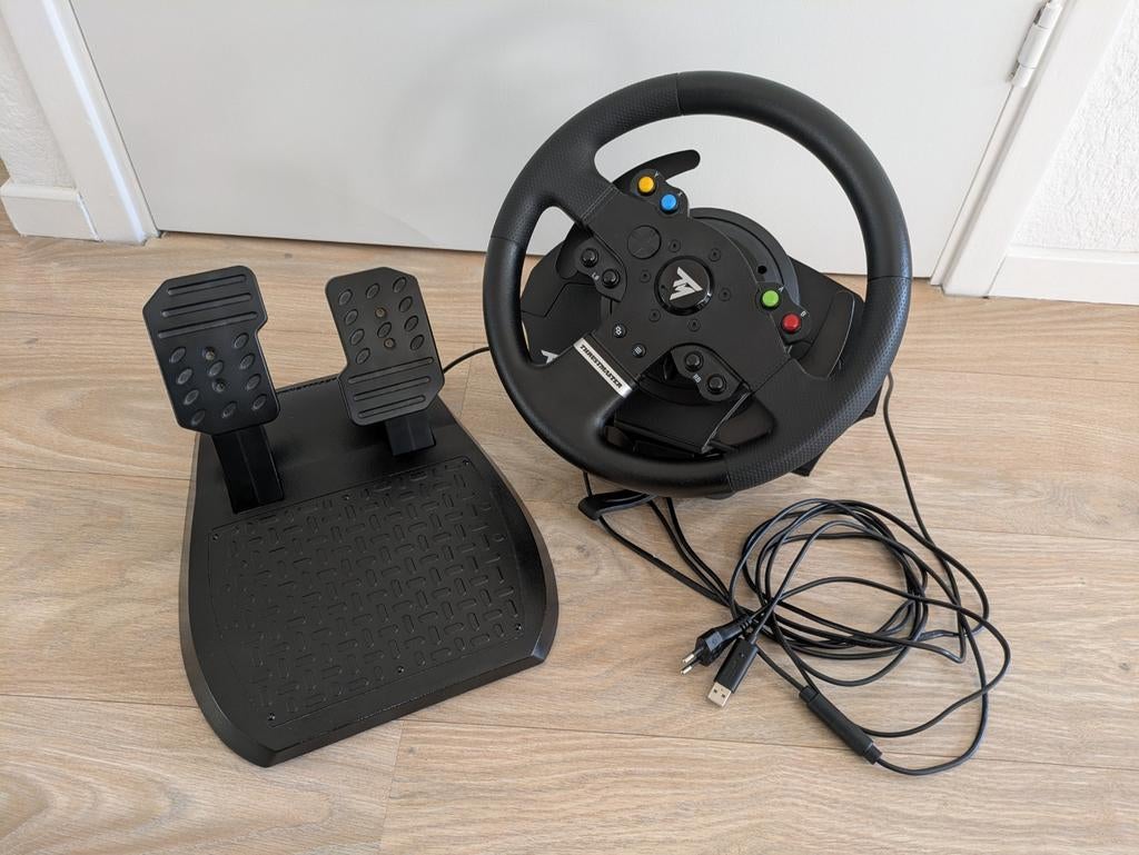 Trustmaster stuur met force feedback - Xbox/PC, Spelcomputers en Games, Spelcomputers | Overige Accessoires, Gebruikt, Ophalen
