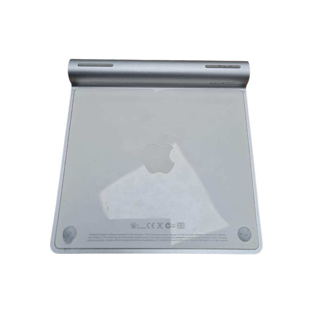 Apple Magic Trackpad A1339 1st Gen, Computers en Software, Muizen, Apple, Zo goed als nieuw, Support@apple.com, One Apple Park Way
Cupertino, CA 95014
United States