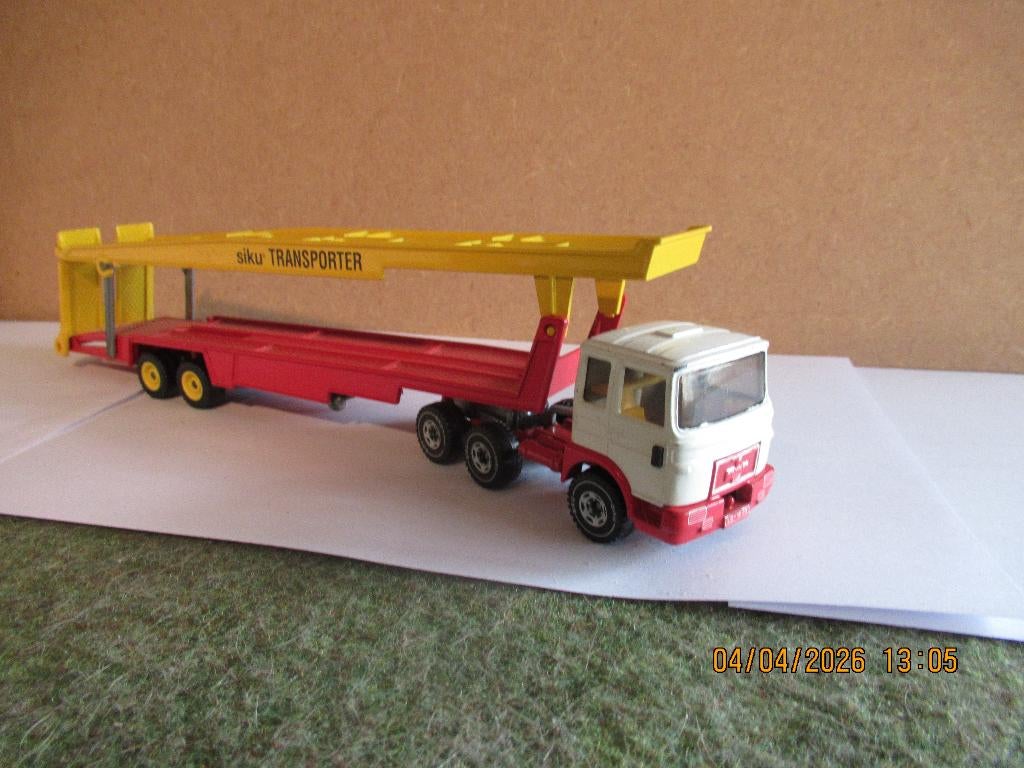 SIKU  MAN  + autotransporter, Ophalen of Verzenden, Gebruikt, Bus of Vrachtwagen
