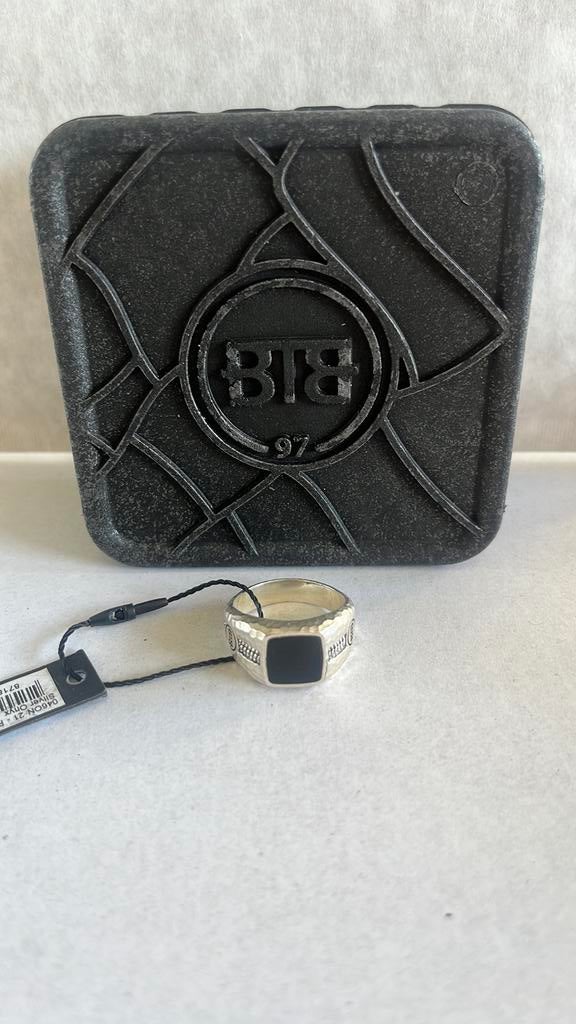 Buddha to buddha tanggu ring  onyx zilver, 20 of groter, Nieuw, Ophalen of Verzenden, Dame of Heer