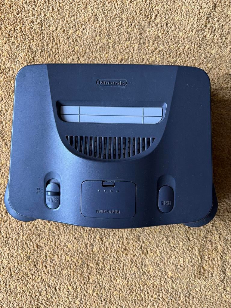 Nintendo 64 console met 6 controllers en 3 games, Ophalen of Verzenden, Gebruikt, Met 3 controllers of meer, Met games