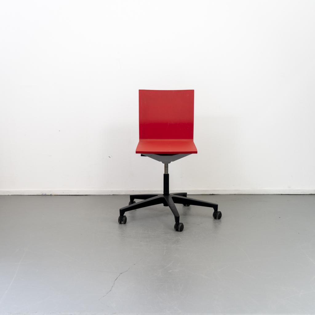 1x Vitra Maarten van Severen .04 Bureaustoel Rood, Niet ingevuld, Niet ingevuld, Ophalen of Verzenden, Zo goed als nieuw