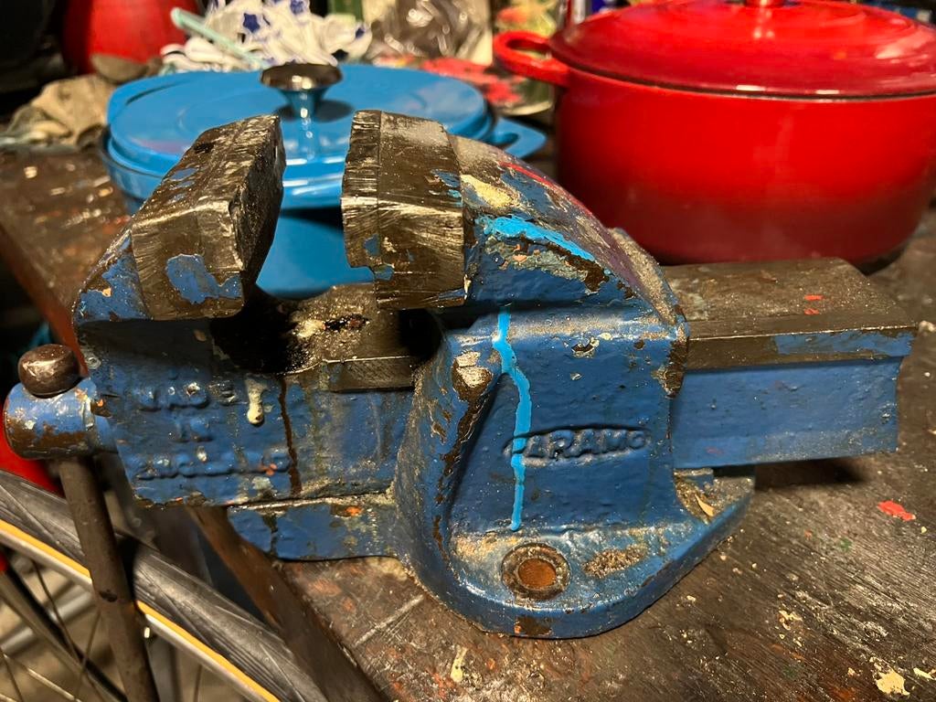 Paramo nr 2 bankschroef, Ophalen, Gebruikt, Bankschroef