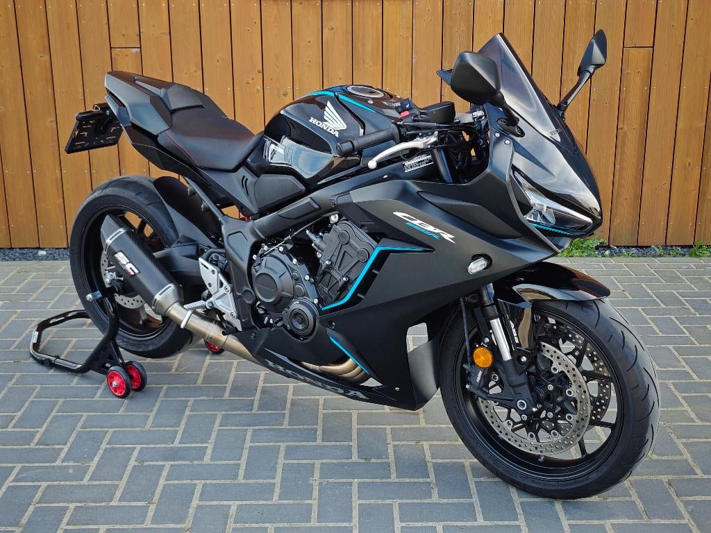 Honda CBR 650 R 2023 Full SC Project 6000 km