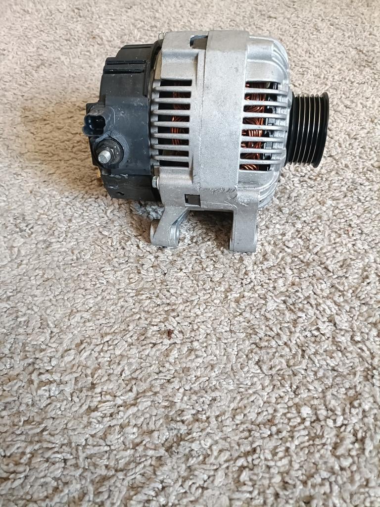 Dynamo voor een Peugeot en Citroën, Ophalen, Nieuw, Peugeot