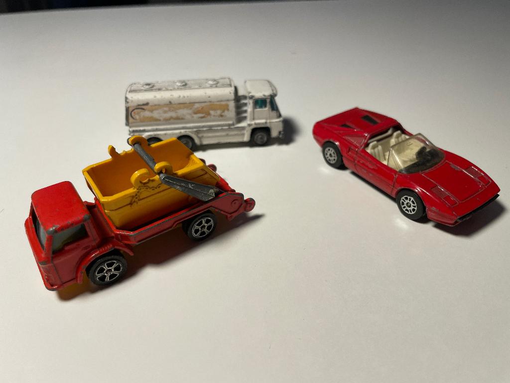 Corgi Toys 1:64 - 3 stuks, Ophalen of Verzenden, Gebruikt, Auto