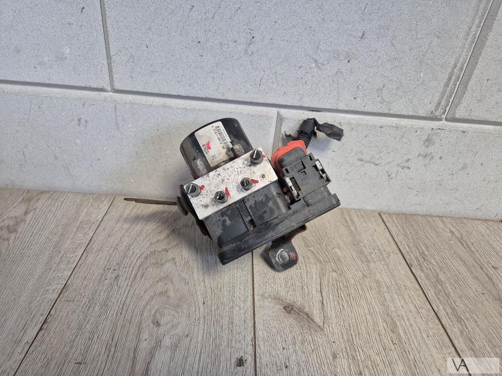 Opel Agila B / Suzuki Splash 2008 - 2015 abs pomp 52k0 €200, Gebruikt, -, -, Opel