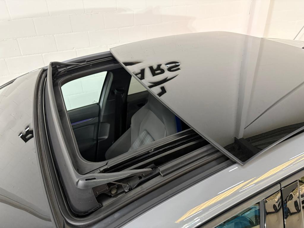 Volkswagen Golf 1.4 eHybrid GTE HUD*Cam*Side-assist, Gebruikt, Euro 6, 4 cilinders, 150 pk