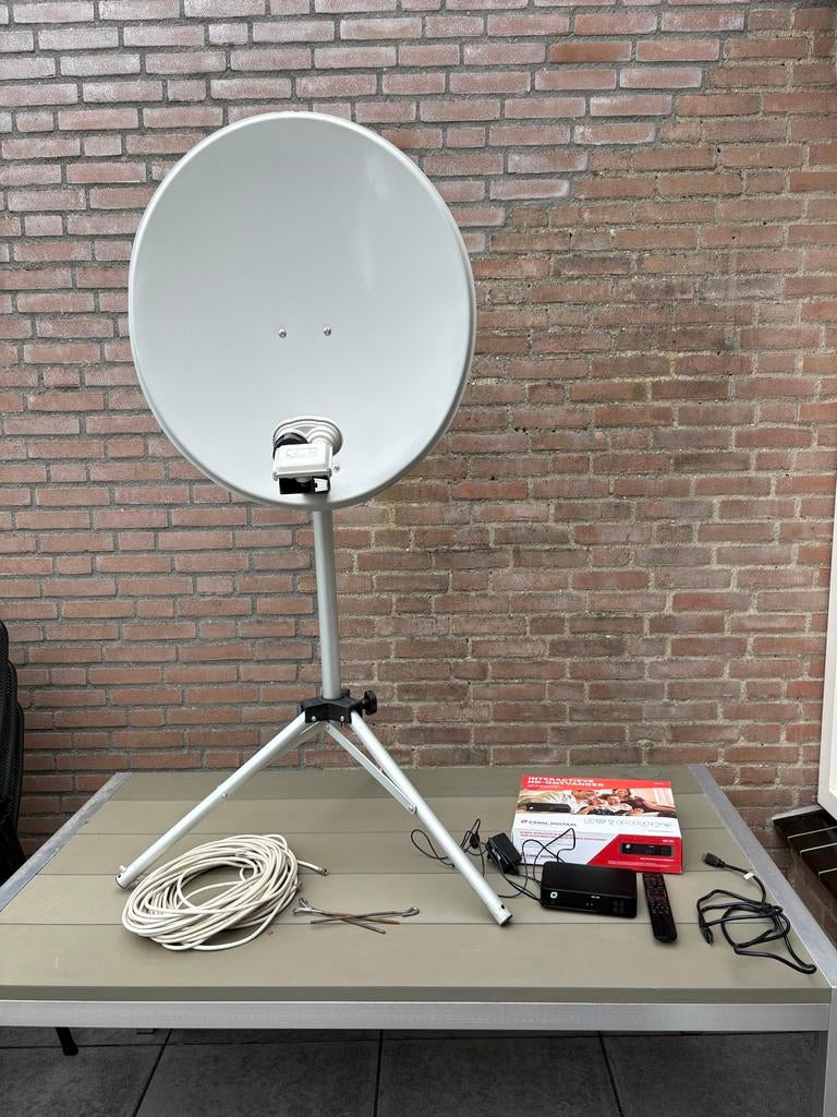 Schotelantenne met Canal Digitaal decoder MZ-101, Audio, Tv en Foto, Schotelantennes, Ophalen of Verzenden, Gebruikt, (Schotel)antenne